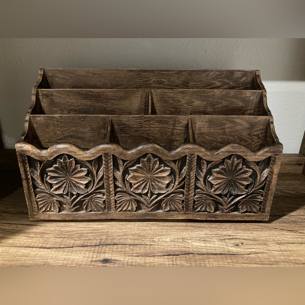 Vintage Lerner brown faux wood mail organizer